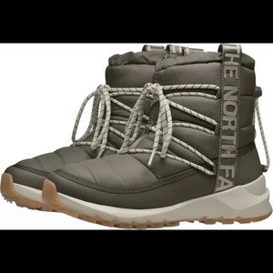 The North Face Women's ThermoBall Lace Up Winter Boots